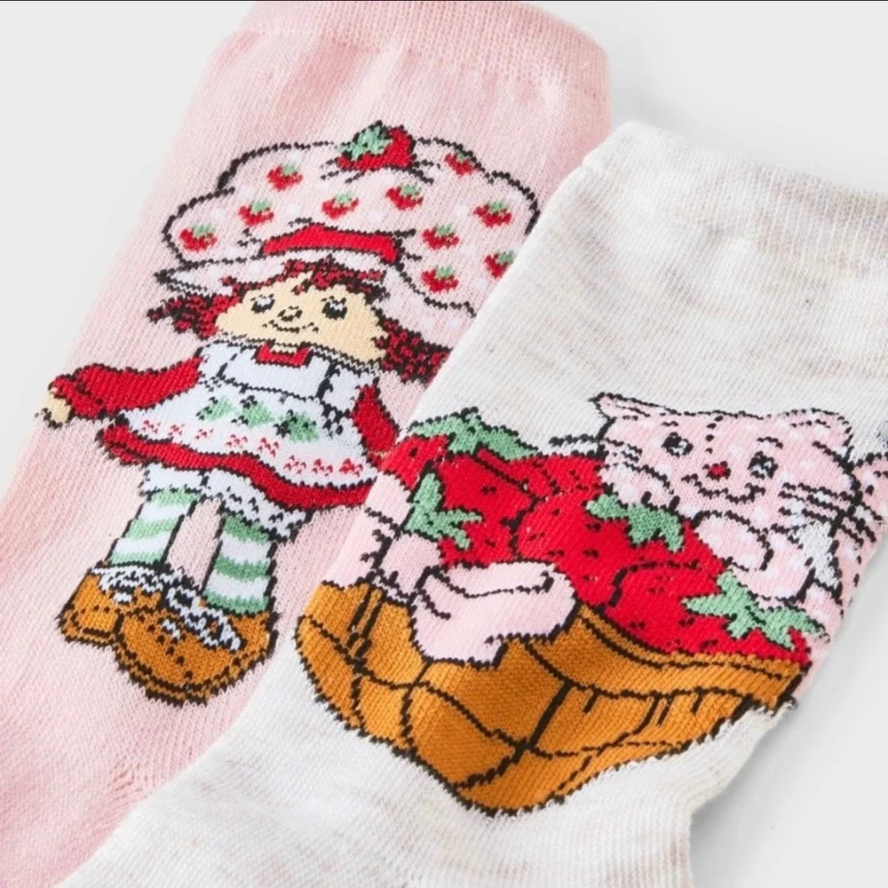 Strawberry Shortcake 2 Pair Crew Socks Gift Box Set Pink Oatmeal Shoe Size 4-10